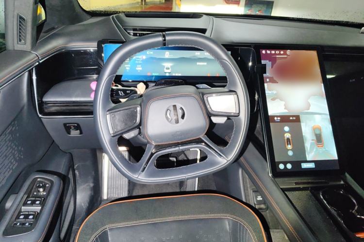 Used HiPhi X 2021 Flagship Edition 6-Seater Steering Wheel