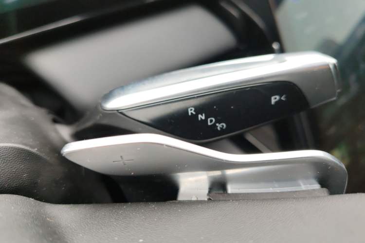 Used HiPhi X 2021 Luxury Edition 6-Seater Gear Lever