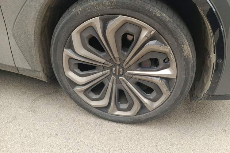 Used HiPhi X 2021 Flagship Edition 6-Seater Right Front Wheel Hub
