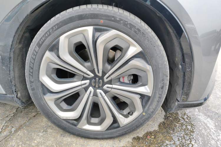 Used HiPhi X 2021 Luxury Edition 6-Seater Right Front Wheel Hub