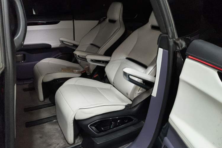 Used HiPhi X 2021 Flagship Edition 6-Seater Left Rear Seat