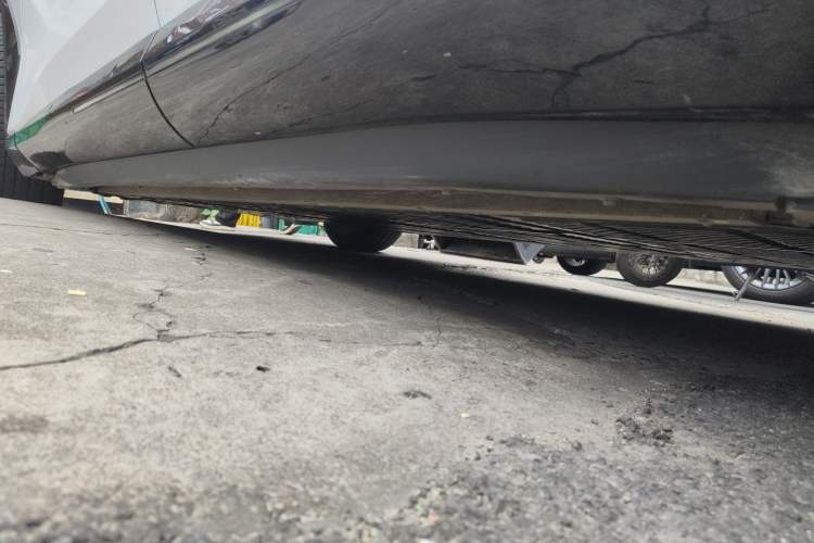 Used HiPhi X 2022 Zhiyuan 6-Seat Long-Range Version Chassis Rear Left