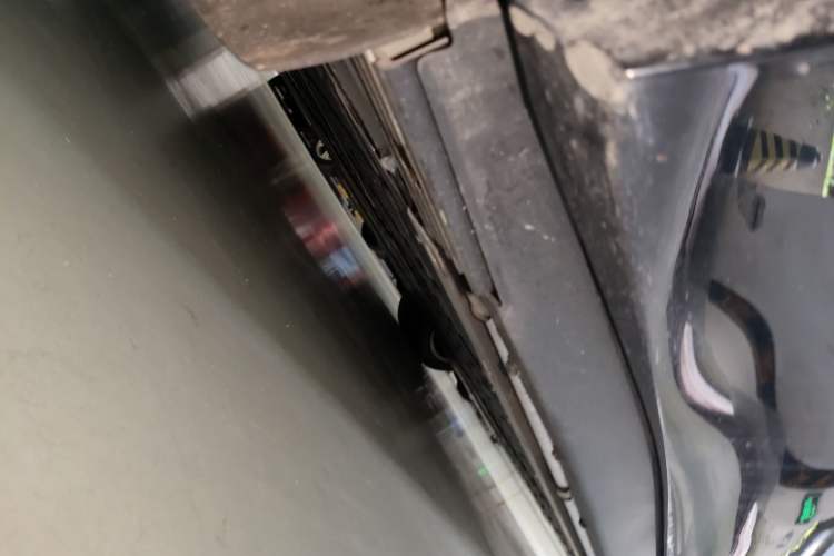 Used HiPhi X 2022 Zhiyuan 6-Seat Long-Range Version Chassis Rear Right
