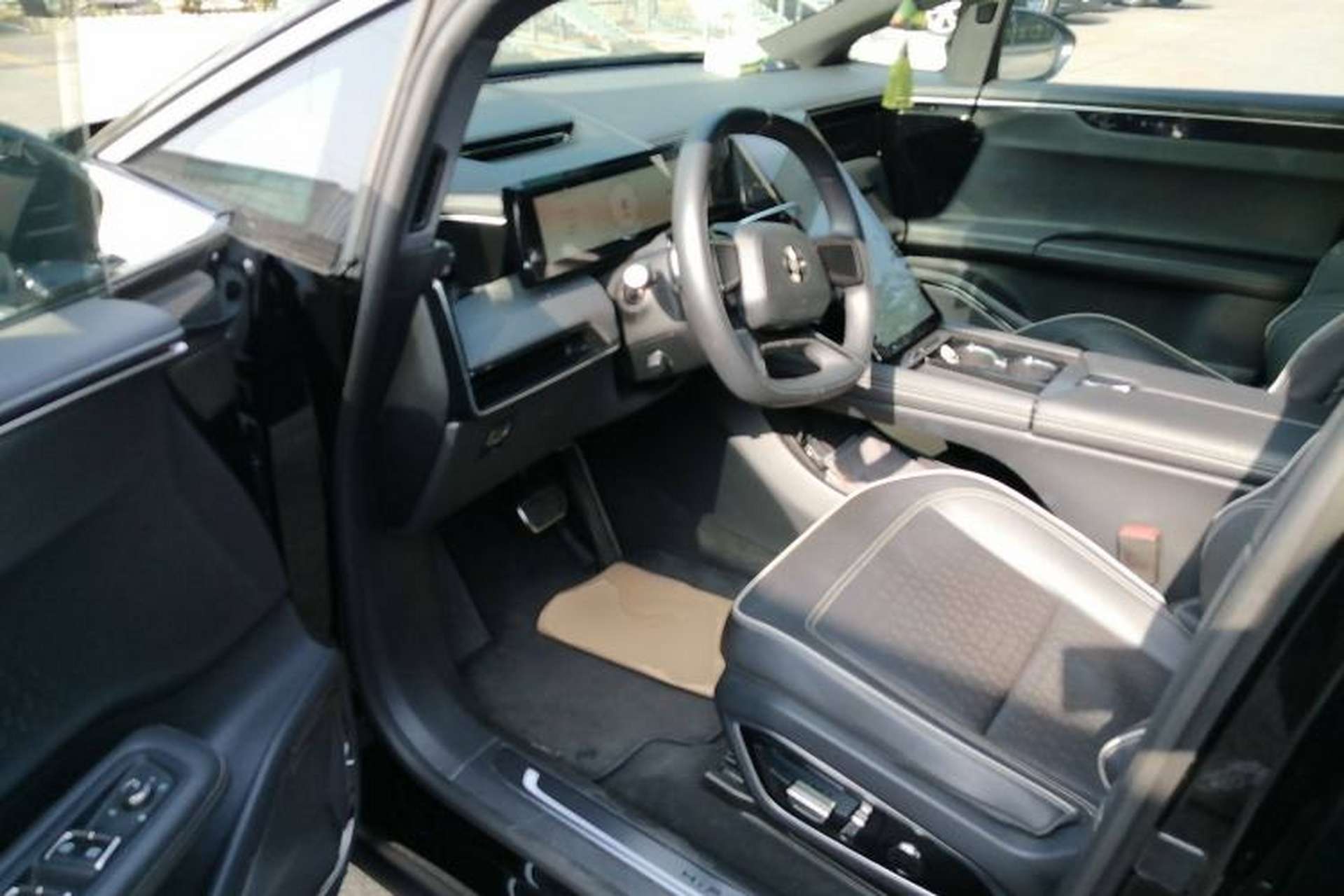 Used HiPhi X 2022 Zhiyuan 6-Seat Long-Range Version Driver Seat