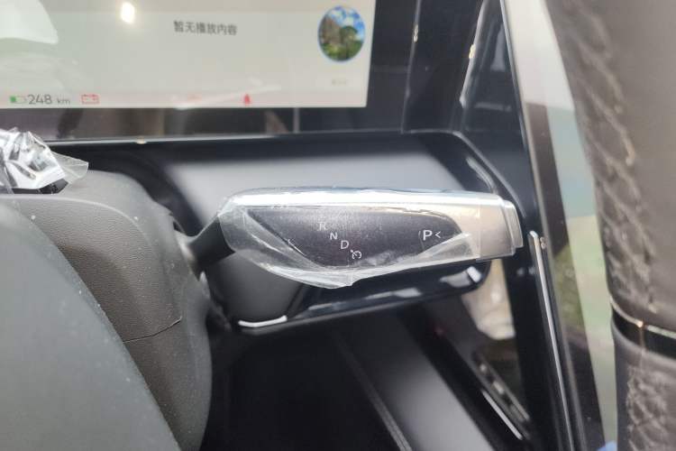 Used HiPhi X 2022 Zhiyuan 6-Seat Long-Range Version Gear Lever