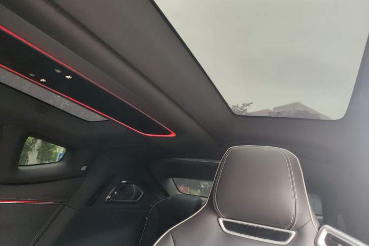 Used HiPhi X 2022 Zhiyuan 6-Seat Long-Range Version Headliner