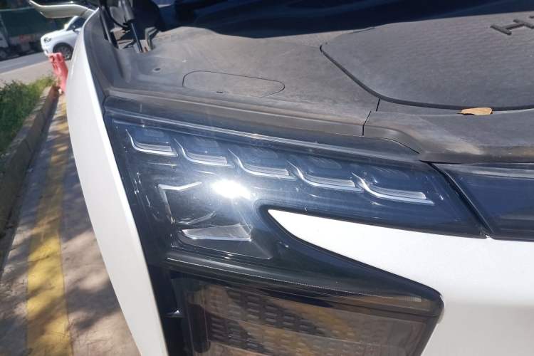 Used HiPhi X 2021 Luxury Edition 6-Seater Right Front Headlight