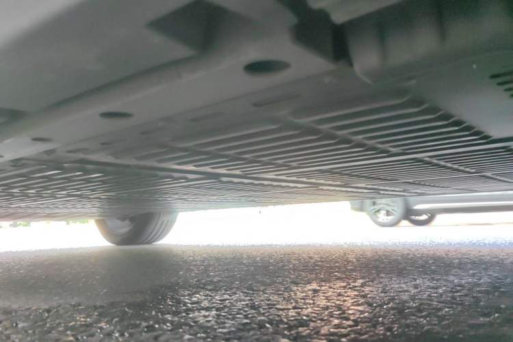 Used HiPhi X 2021 Luxury Edition 6-Seater Chassis Front Right