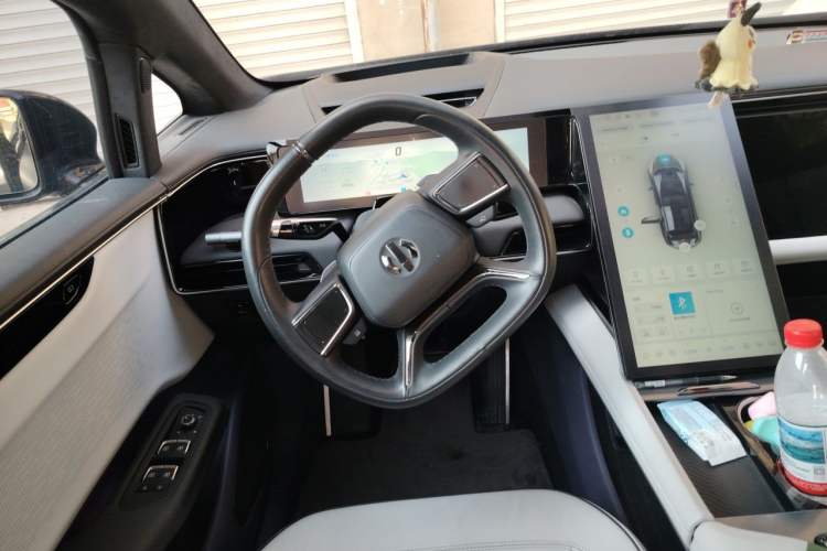Used HiPhi X 2021 Founder Edition 4-Seater Steering Wheel