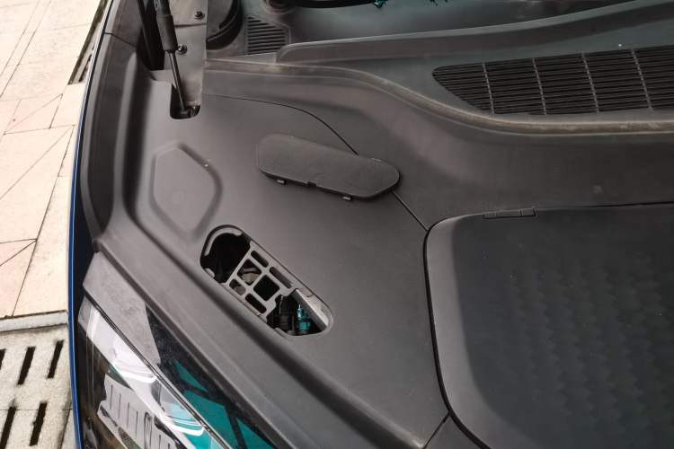 Used HiPhi X 2021 Founder Edition 6-seater Engine Bay Right