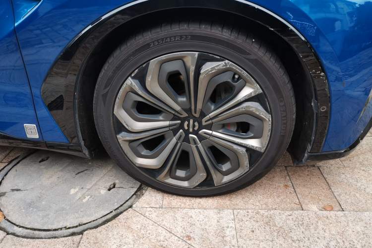Used HiPhi X 2021 Founder Edition 6-seater Right Front Wheel Hub