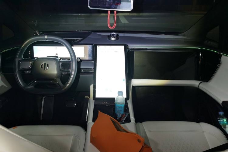 Used HiPhi X 2021 Luxury Edition 6-Seater Center Console