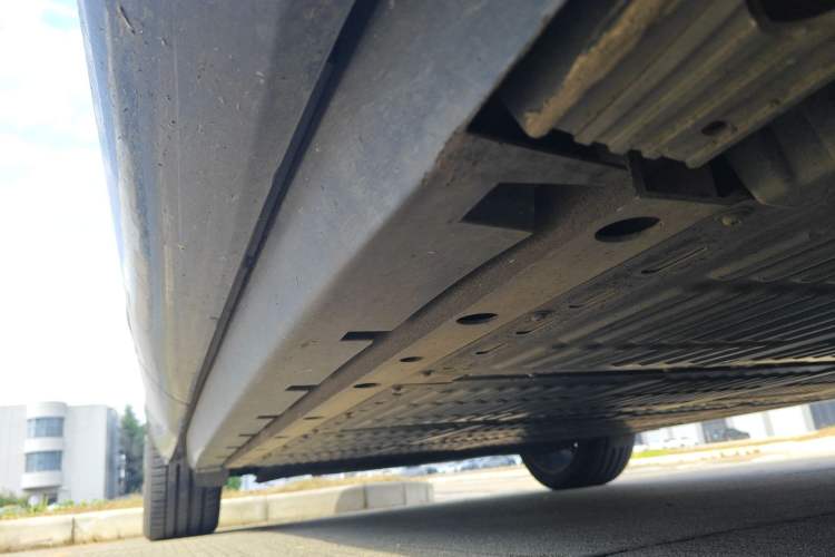 Used HiPhi X 2021 Founder Edition 6-seater Chassis Front Right