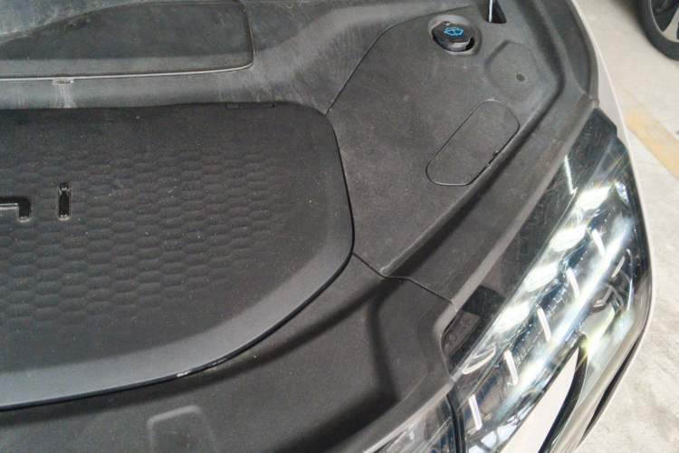 Used HiPhi X 2021 Flagship Edition 6-Seater Engine Bay Left