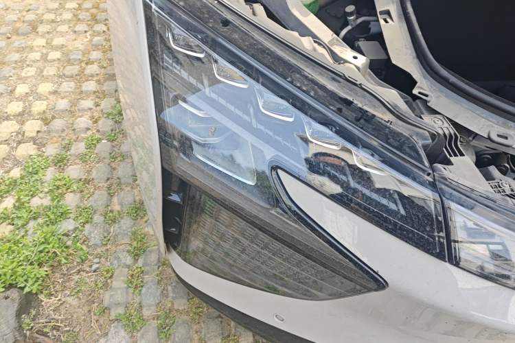 Used HiPhi X 2021 Founder Edition 6-seater Right Front Headlight