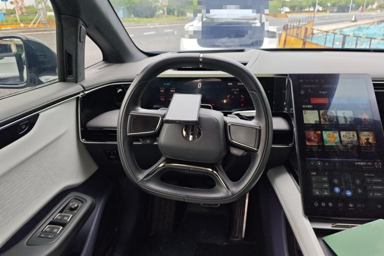 Used HiPhi X 2021 Founder Edition 6-seater Steering Wheel