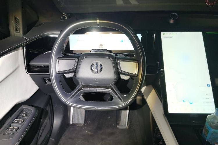 Used HiPhi X 2021 Luxury Edition 6-Seater Steering Wheel