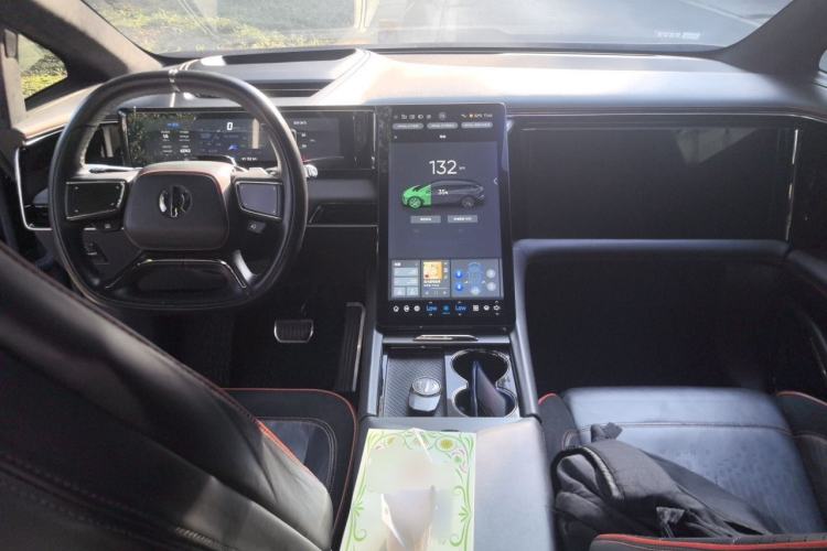 Used HiPhi X 2021 Flagship Edition 6-Seater Center Console