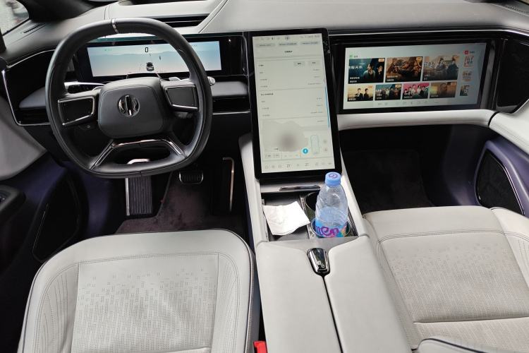Used HiPhi X 2021 Flagship Edition 4-Seater Center Console