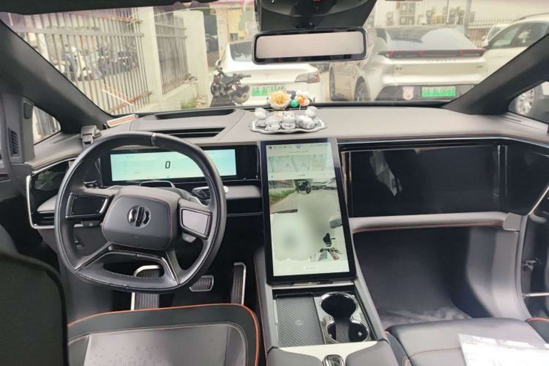 Used HiPhi X 2021 Luxury Edition 6-Seater Center Console