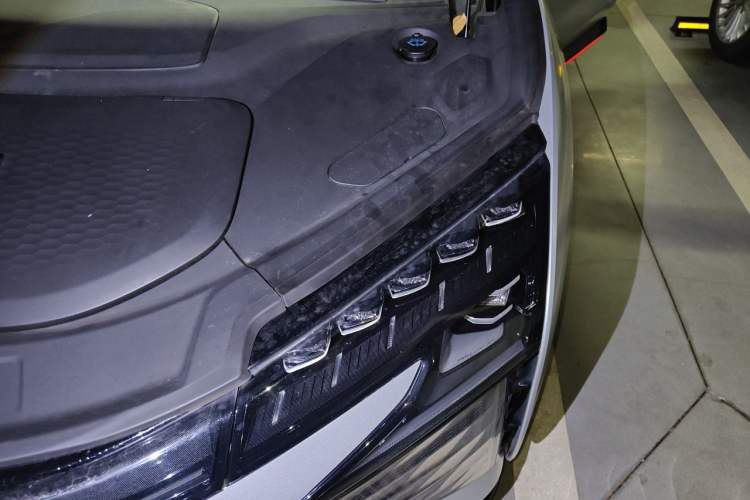 Used HiPhi X 2021 Founder Edition 6-seater Engine Bay Left