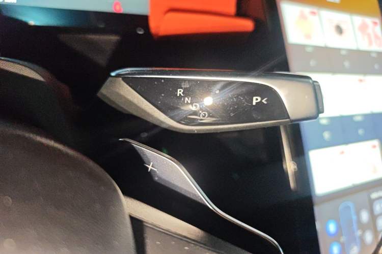 Used HiPhi X 2021 Founder Edition 6-seater Gear Lever