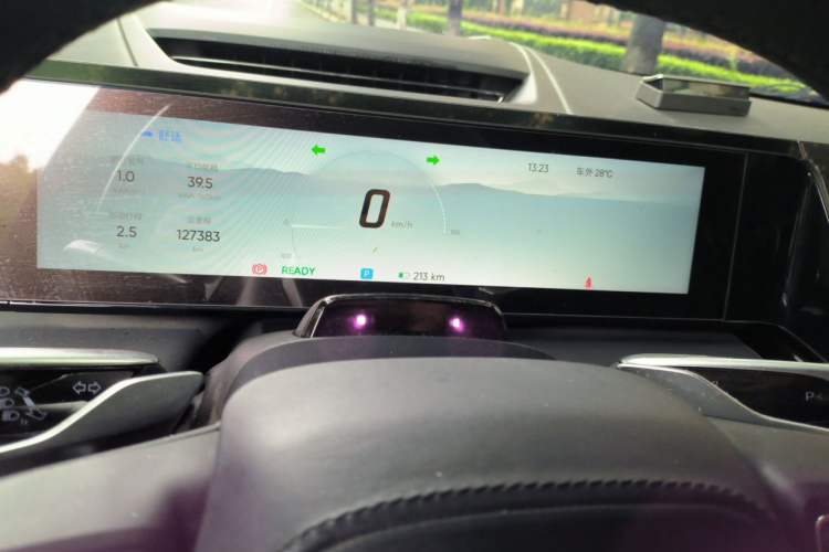 Used HiPhi X 2021 Luxury Edition 6-Seater Instrument Cluster
