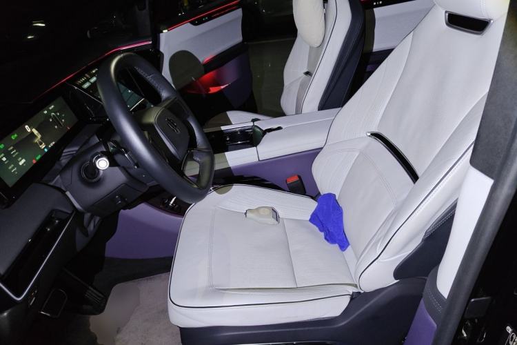 Used HiPhi X 2021 Founder Edition 6-seater Left Front Seat