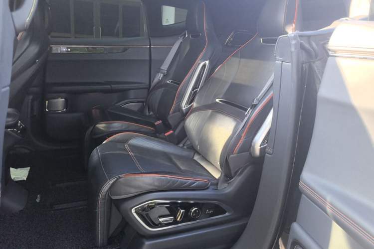 Used HiPhi X 2021 Flagship Edition 6-Seater Left Rear Seat
