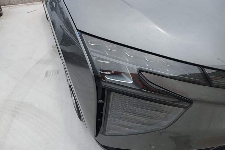 Used HiPhi X 2021 Luxury Edition 6-Seater Right Front Headlight