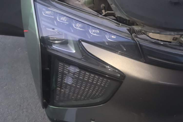 Used HiPhi X 2021 Flagship Edition 6-Seater Right Front Headlight