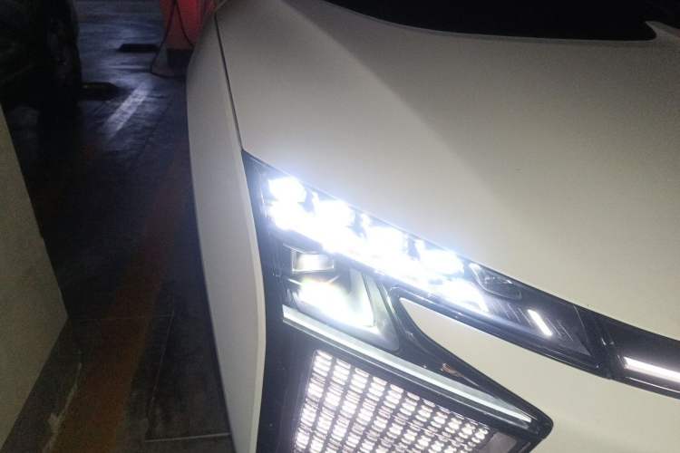 Used HiPhi X 2021 Flagship Edition 6-Seater Right Front Headlight