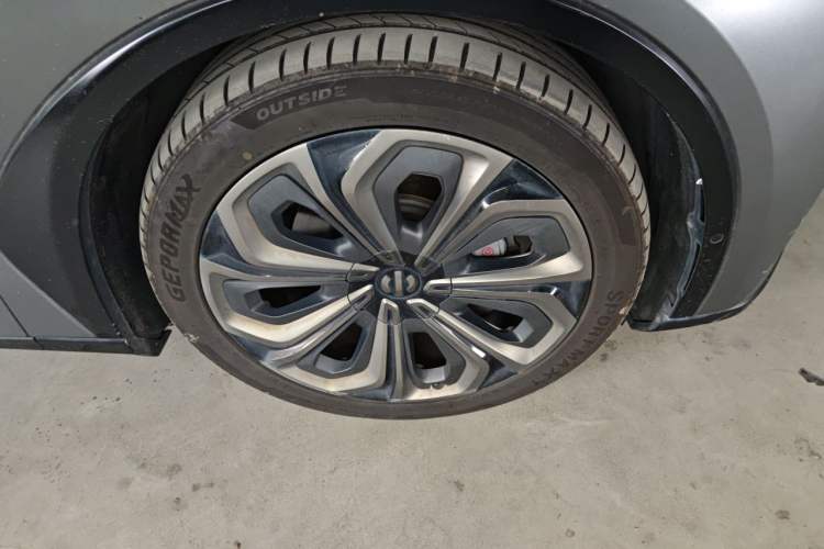 Used HiPhi X 2021 Flagship Edition 6-Seater Right Front Wheel Hub