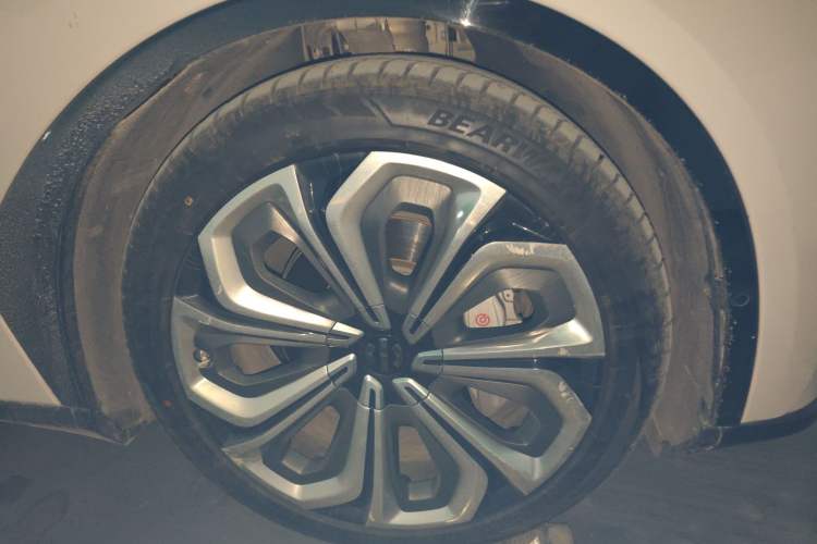 Used HiPhi X 2021 Flagship Edition 6-Seater Right Front Wheel Hub