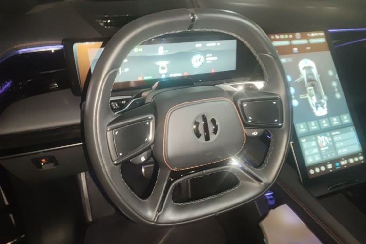Used HiPhi X 2021 Flagship Edition 6-Seater Steering Wheel
