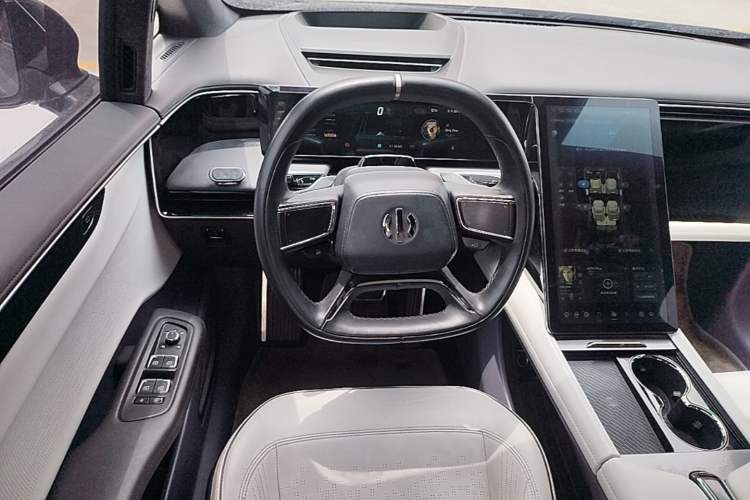 Used HiPhi X 2021 Luxury Edition 6-Seater Steering Wheel