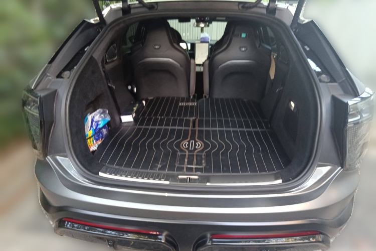 Used HiPhi X 2021 Founder Edition 6-seater Trunk