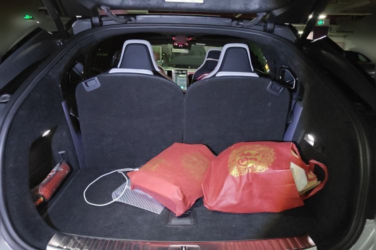 Used HiPhi X 2021 Founder Edition 6-seater Trunk