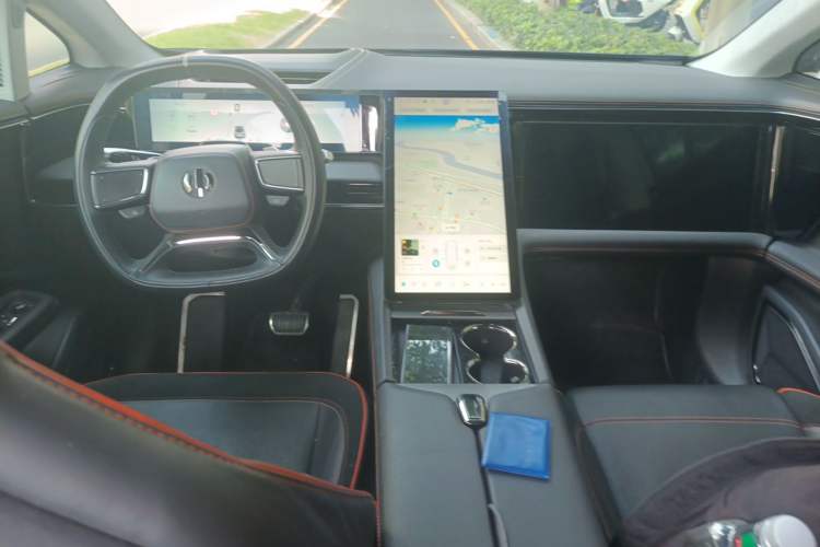 Used HiPhi X 2021 Flagship Edition 6-Seater Center Console