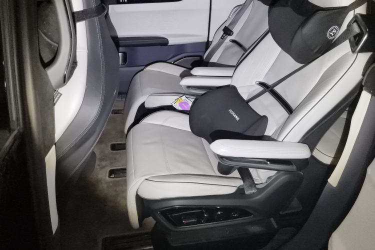 Used HiPhi X 2021 Flagship Edition 6-Seater Left Rear Seat