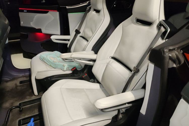 Used HiPhi X 2021 Luxury Edition 6-Seater Left Rear Seat