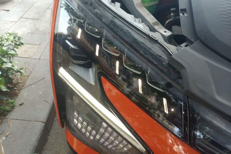 Used HiPhi X 2021 Flagship Edition 6-Seater Right Front Headlight