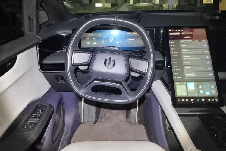 Used HiPhi X 2021 Flagship Edition 6-Seater Steering Wheel