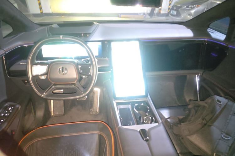 Used HiPhi X 2021 Flagship Edition 6-Seater Center Console