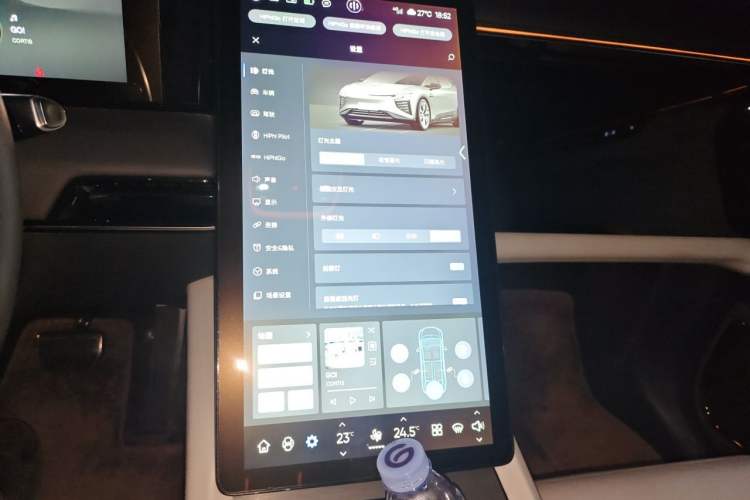 Used HiPhi X 2021 Flagship Edition 6-Seater Audio And AC Panel