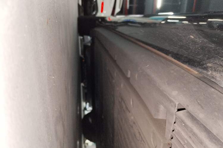Used HiPhi X 2021 Founder Edition 6-seater Chassis Front Right