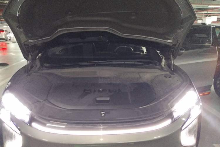 Used HiPhi X 2021 Founder Edition 6-seater Engine Bay