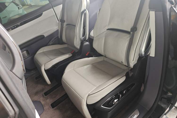 Used HiPhi X 2021 Flagship Edition 6-Seater Left Rear Seat