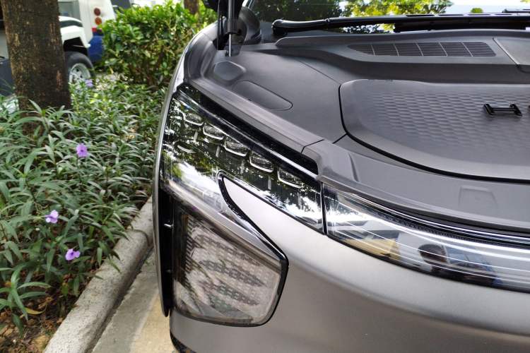 Used HiPhi X 2021 Flagship Edition 6-Seater Right Front Headlight