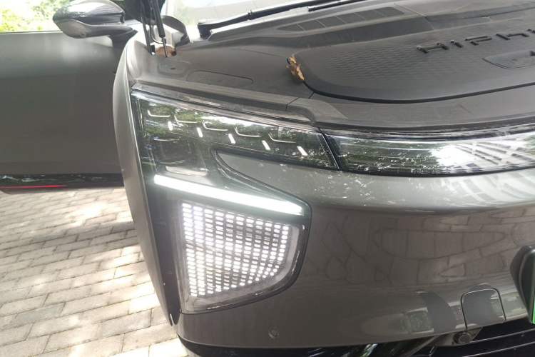 Used HiPhi X 2021 Founder Edition 6-seater Right Front Headlight
